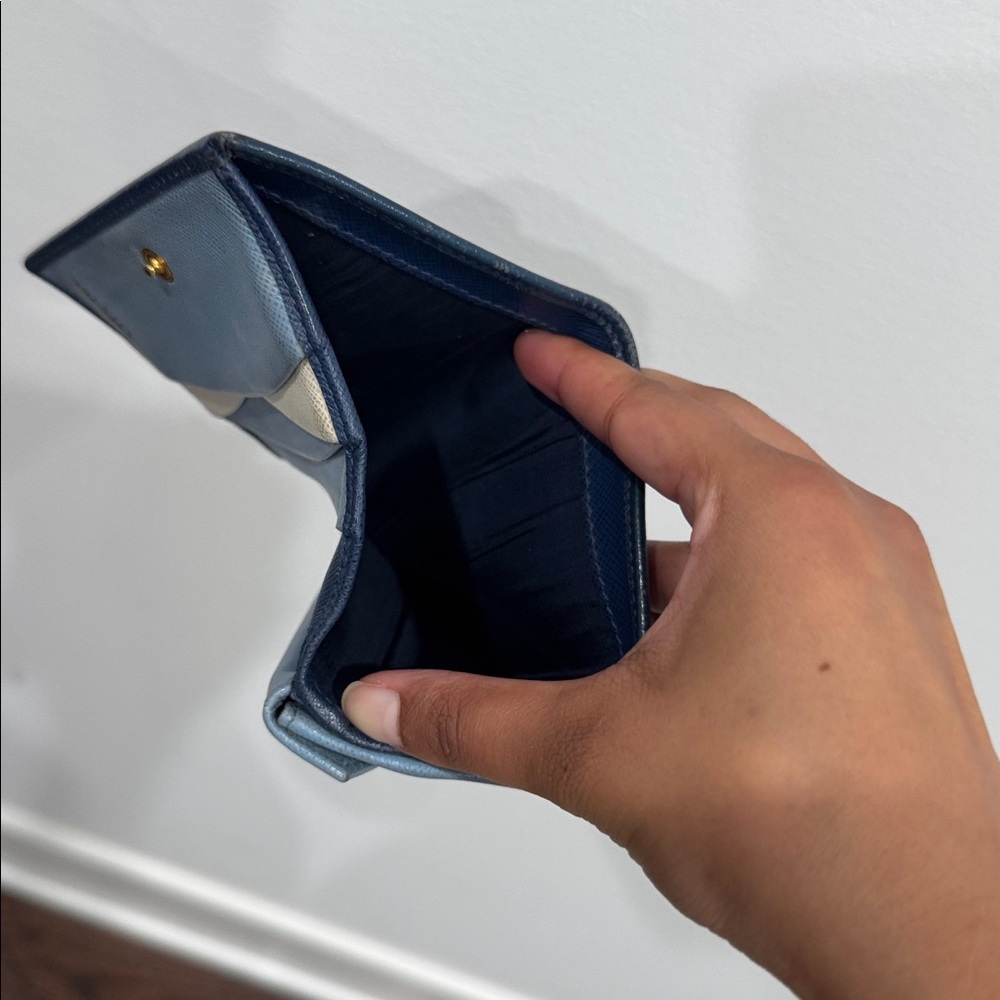 Prada saffiano leather wallet - Picture 7 of 7
